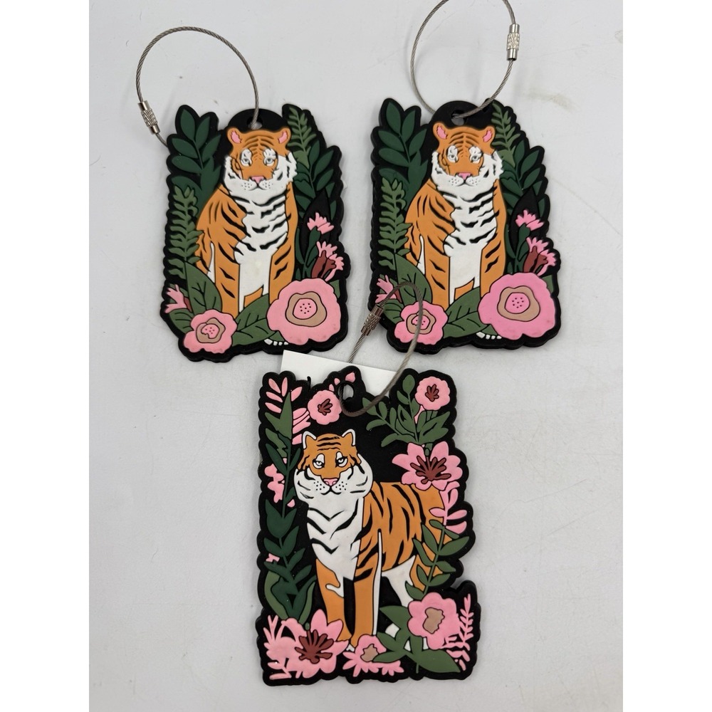 Wandering Moon Tiger Luggage Tags Durable PVC Rubber Set of 3 Wire Closure New!